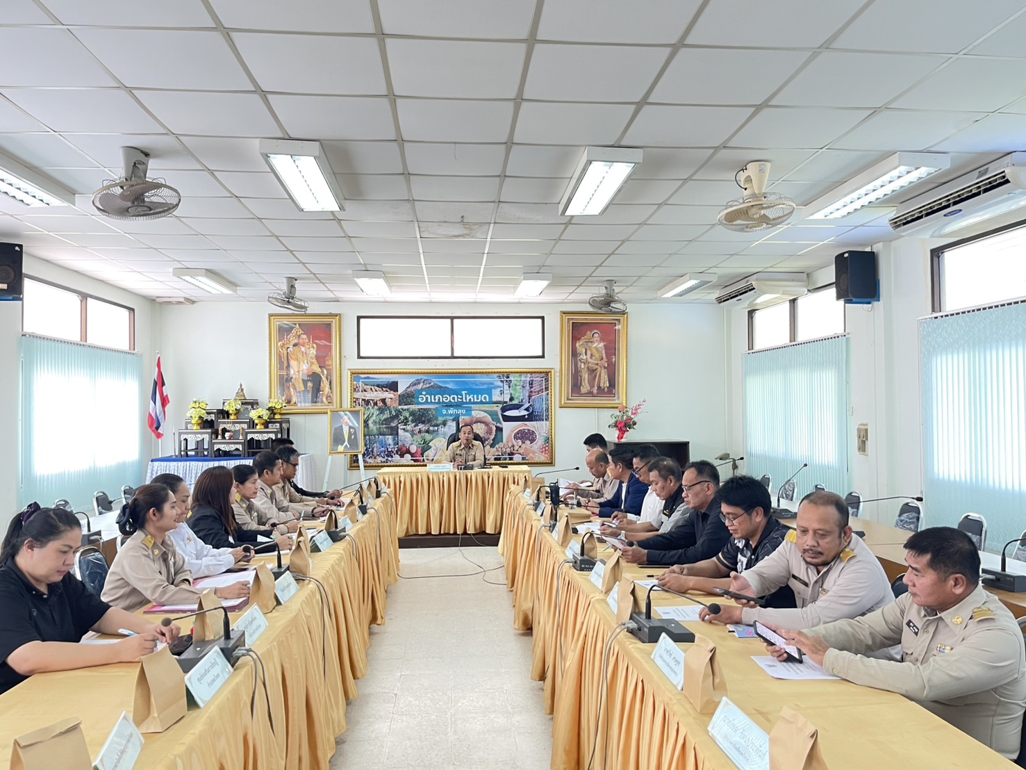 พช.ตะโหมด เข้าร่วมการประชุมหัวหน้าส่วนราชการ หัวหน้าหน่วยงานรัฐวิสากิจ อำเภอตะโหมด ประจำเดือนตุลาคม 2569